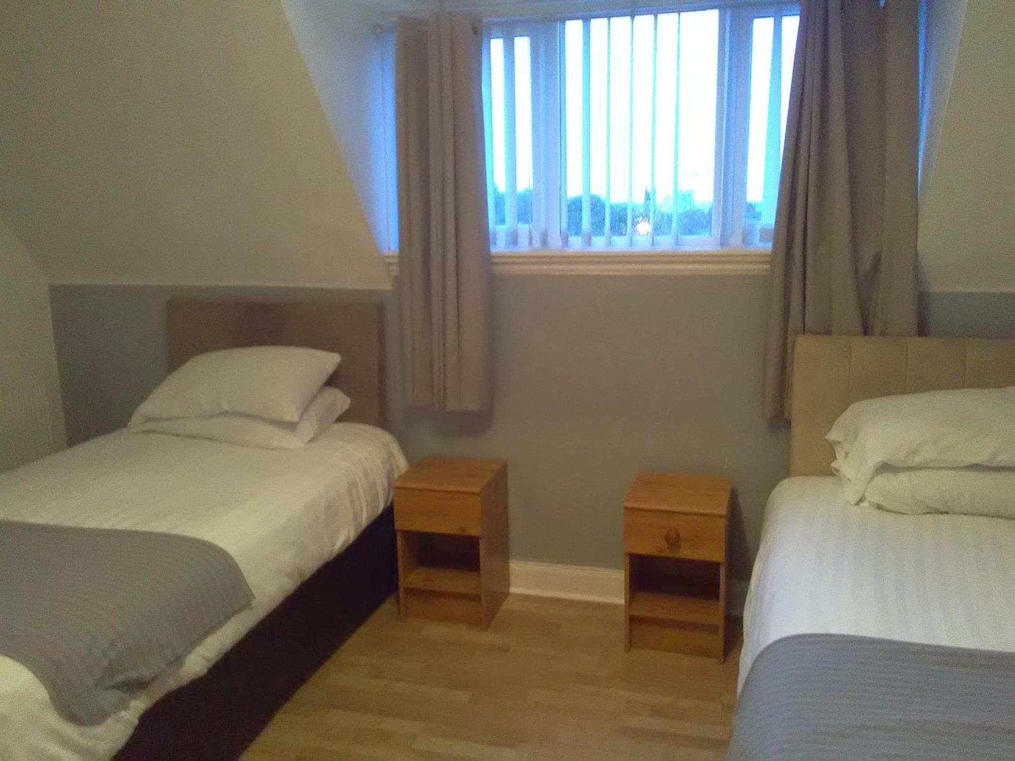 Newcastle West Hotel & Bar الغرفة الصورة
